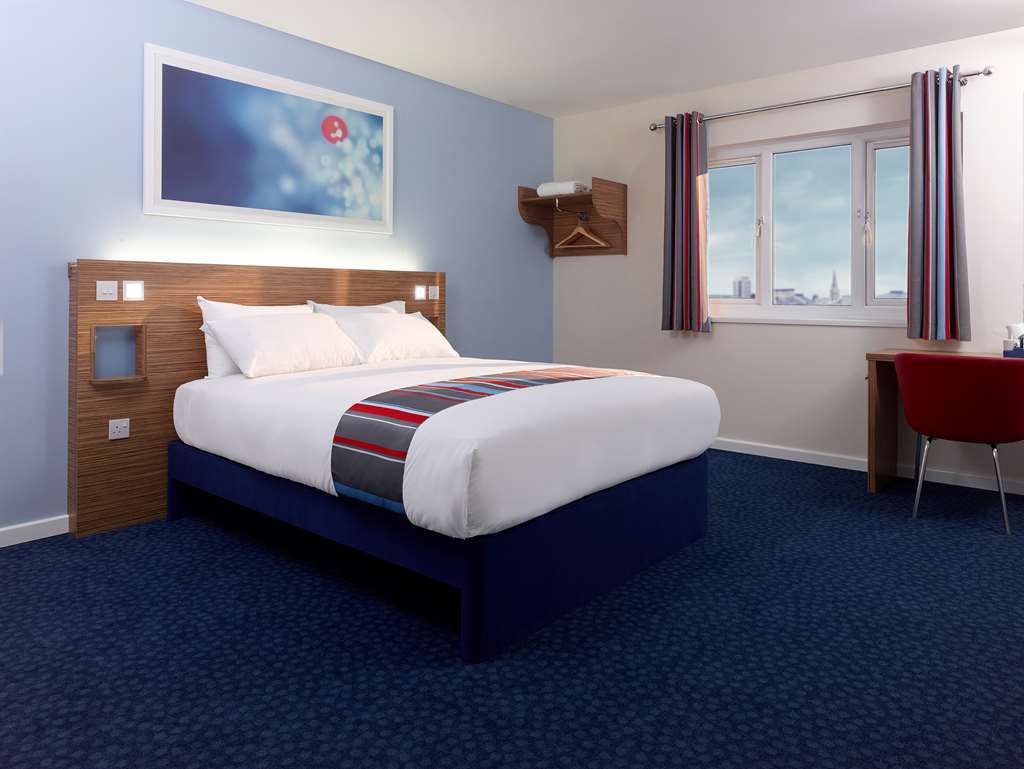 Travelodge Bedford Goldington Road Δωμάτιο φωτογραφία